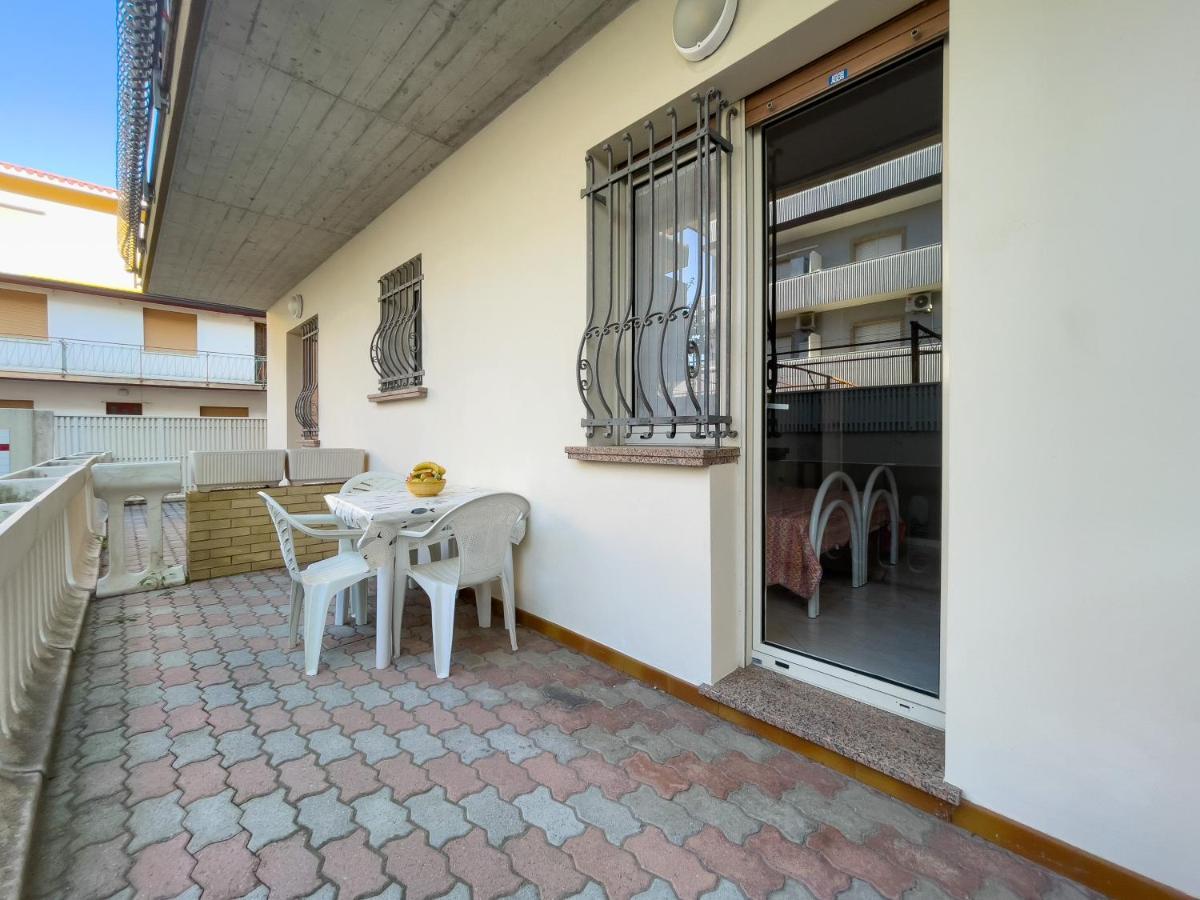 Casa Guglielmo E Anna Villa Lignano Sabbiadoro Luaran gambar